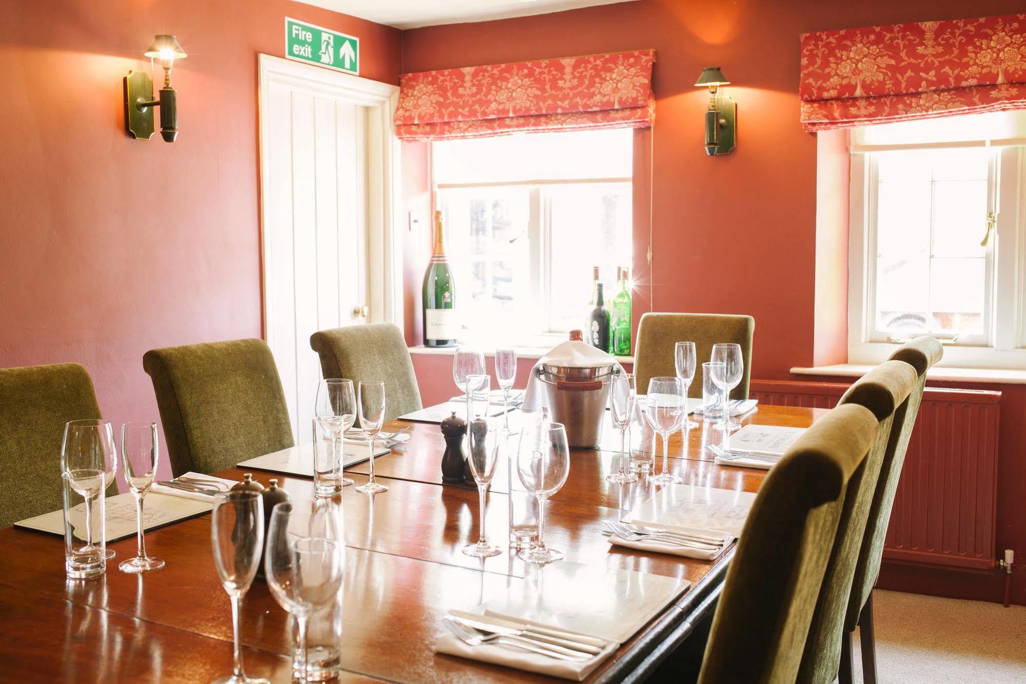 The Royal Oak, Yattendon Frilsham Eksteriør bilde